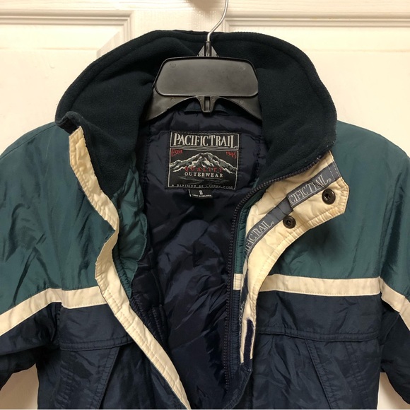 Pacific Trail Quality Outerwear Boys Puffy Coat with Hood - Picture 8 of 14